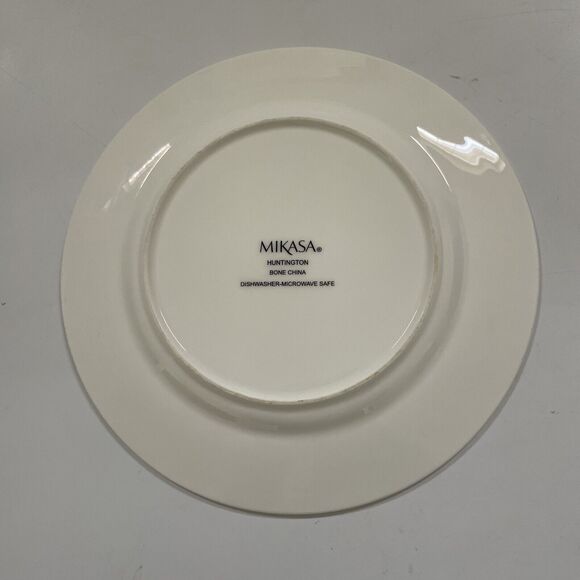 Mikasa Bone China Huntington Set of 4 Salad Plates 8 1/4" White Dishes - Picture 4 of 10